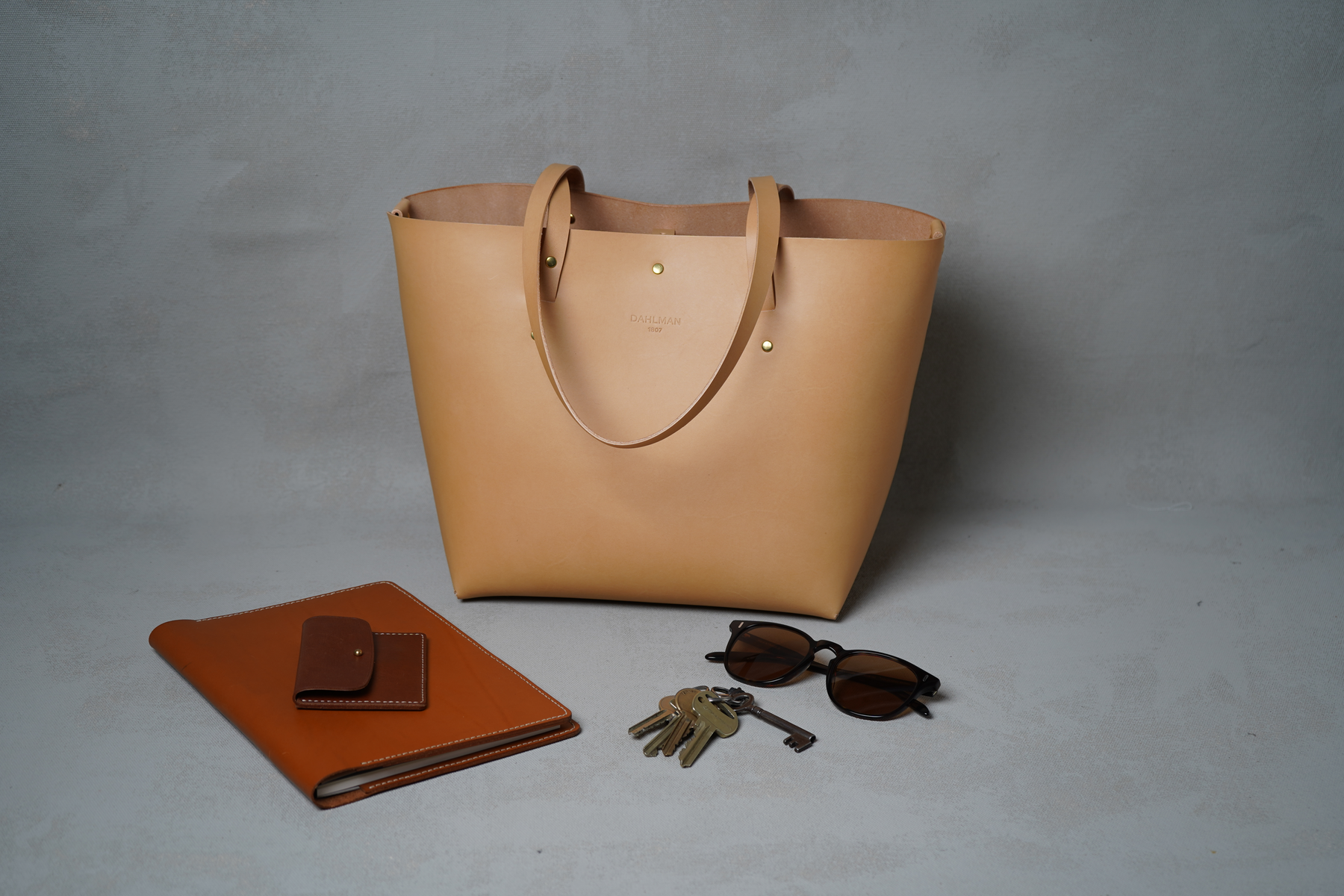 Small Braid Tote Bag Tan