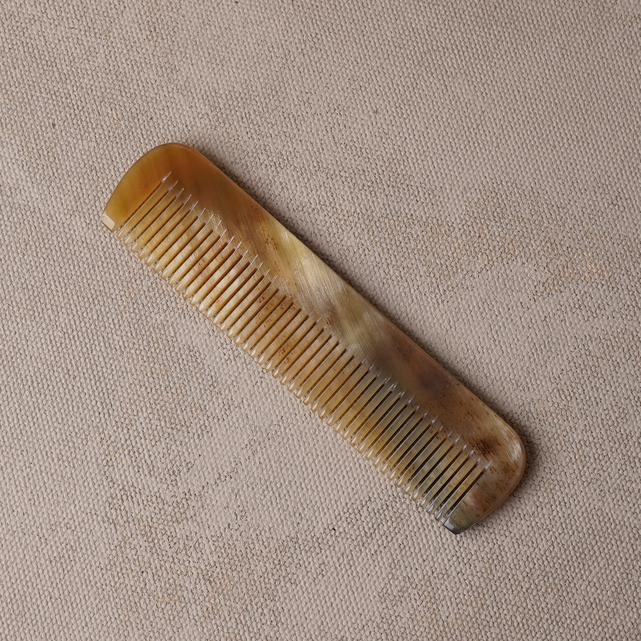 Regular Horn Comb