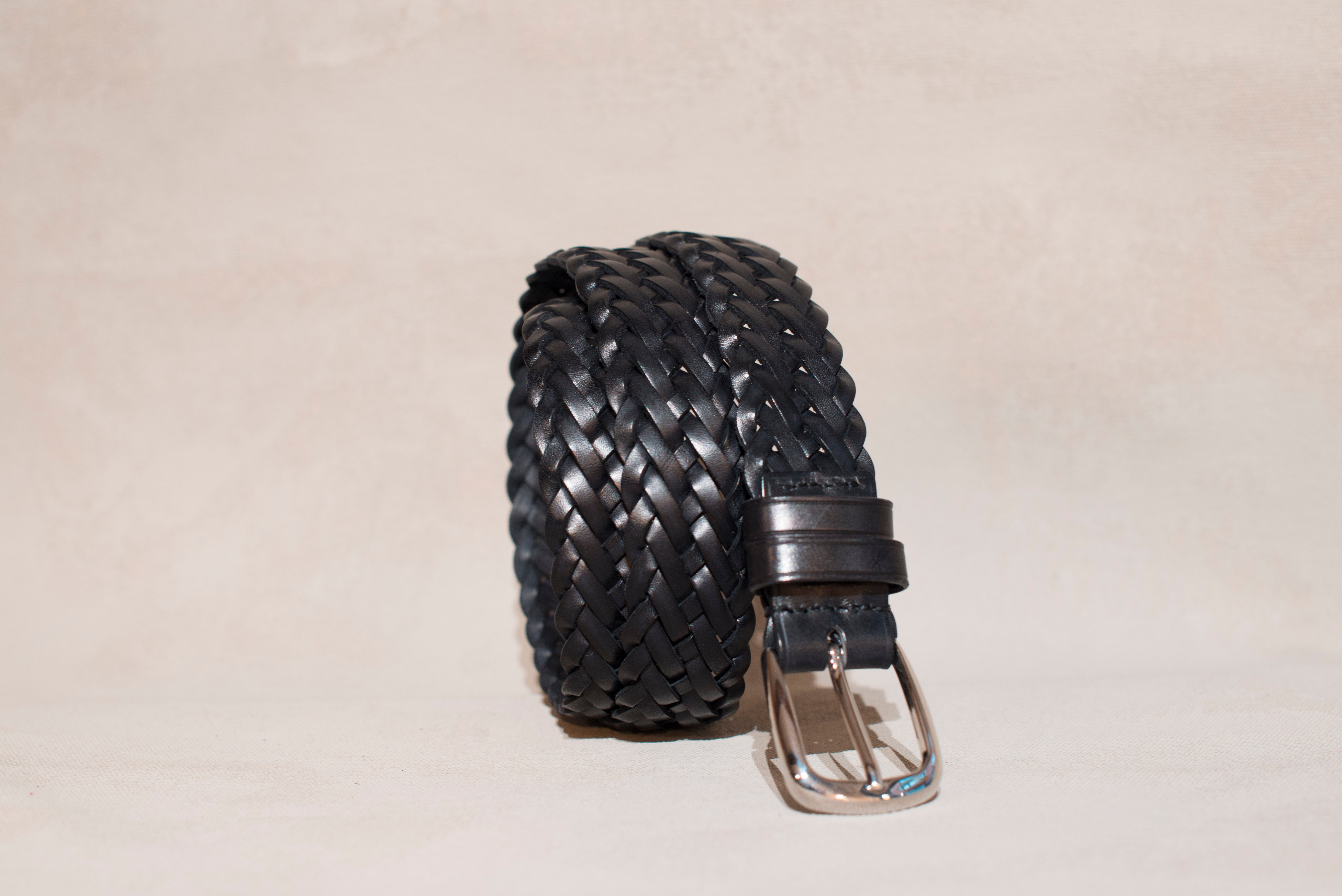 Flettet Bælte, Sort